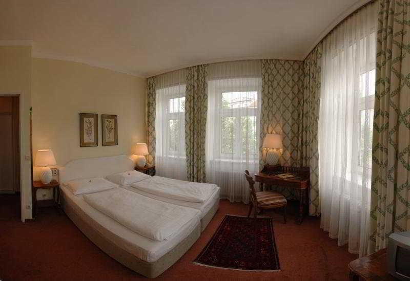 Hotel Vier Jahreszeiten Salzburgo Habitación foto